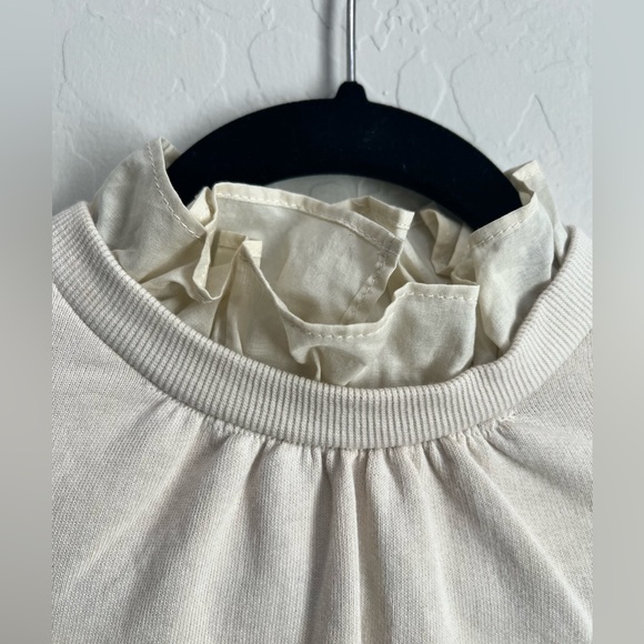 Who What Wear Ivory Top with Ruffles Size Medium - Picture 3 of 7